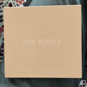 KKW Highlighter & Contour Palette